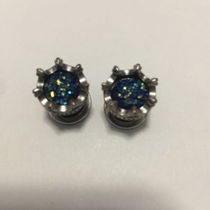 Crown set stainless steel screw back plugs